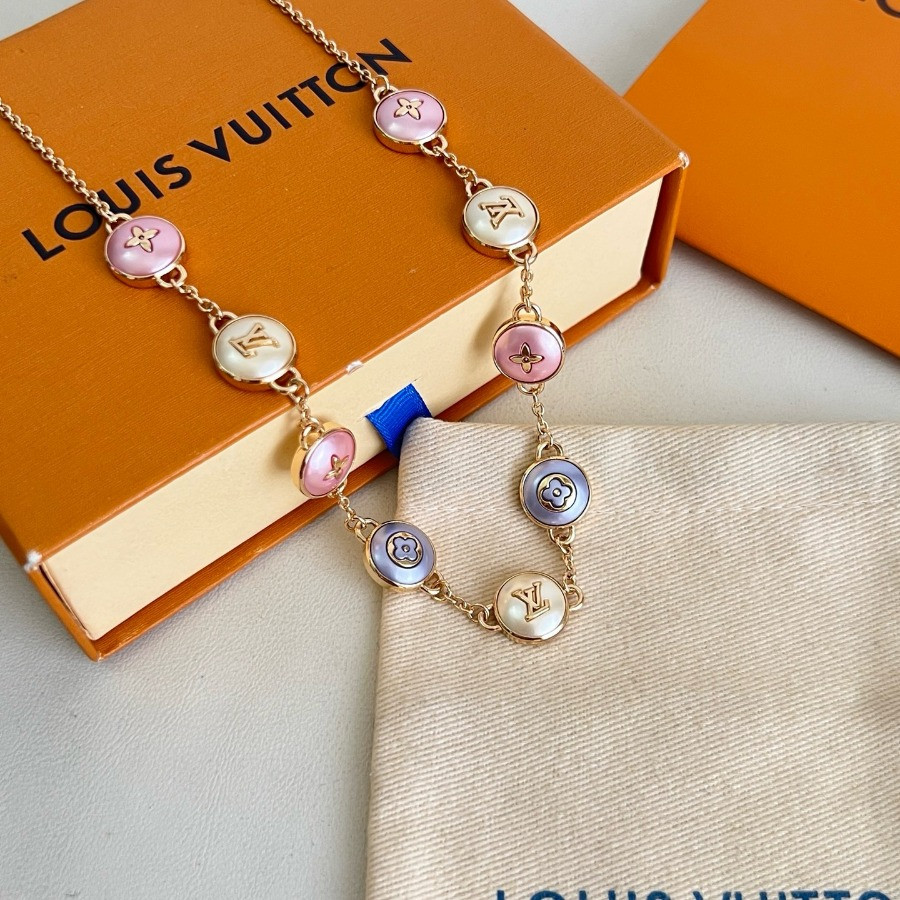 LV Color Blossom Medallion Necklace – Pink, Ivory & Lilac