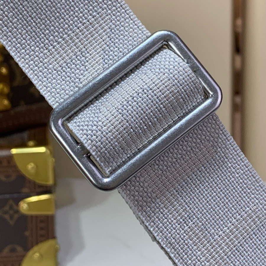 M28619 Rush Bumbag, LOUIS VUITTON LV