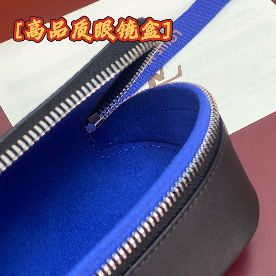 GI0654 Anna Sunglasses Pouch, Louis Vuitton LV