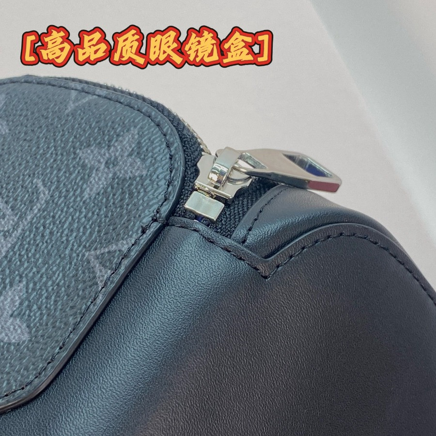 GI0654 Anna Sunglasses Pouch, Louis Vuitton LV