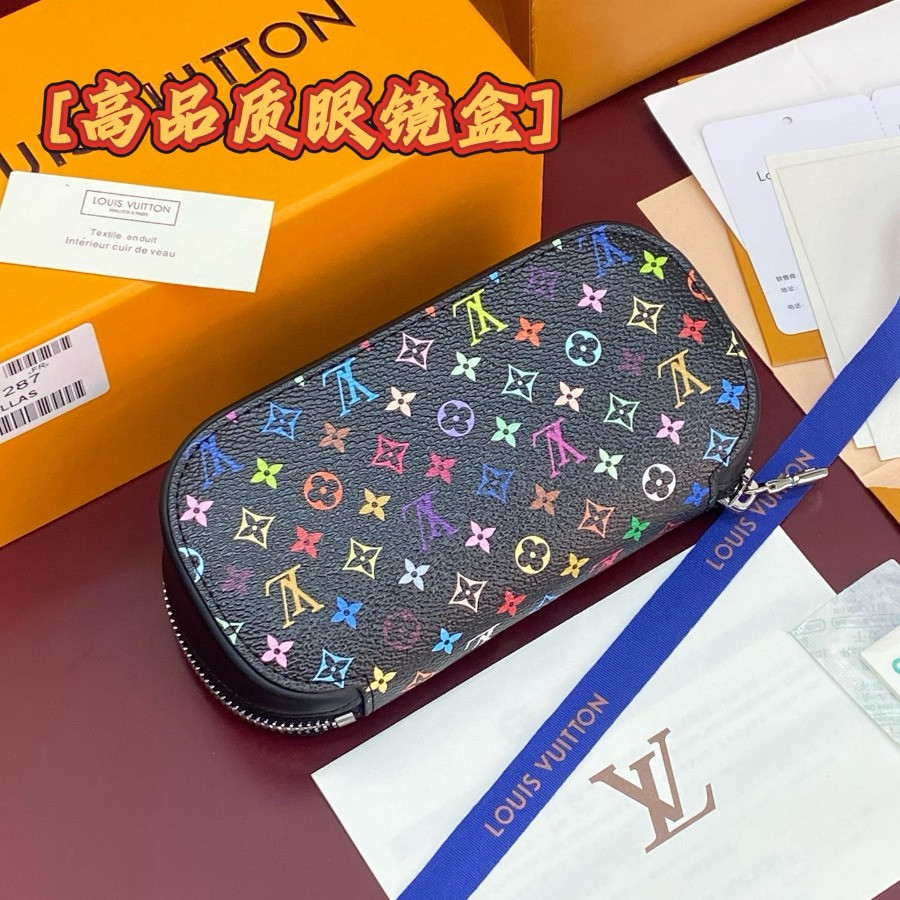 GI1287 Sunglasses Pouch GM, Louis Vuitton LV