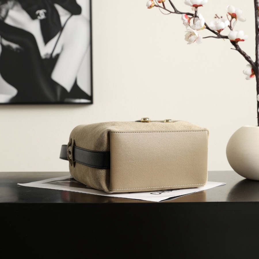 Chanel Bucket Bag Suede Calfskin gold-tone matal