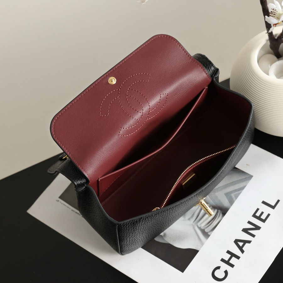 Chanel Maxi Flap Bag soft fufu Grained Calfskin black gold metal  