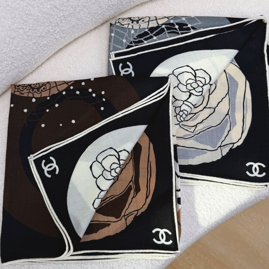 Double-Sided Jacquard cashmere & Silk Shawl scarf – CHASCA-281 | 135 × 135 cm