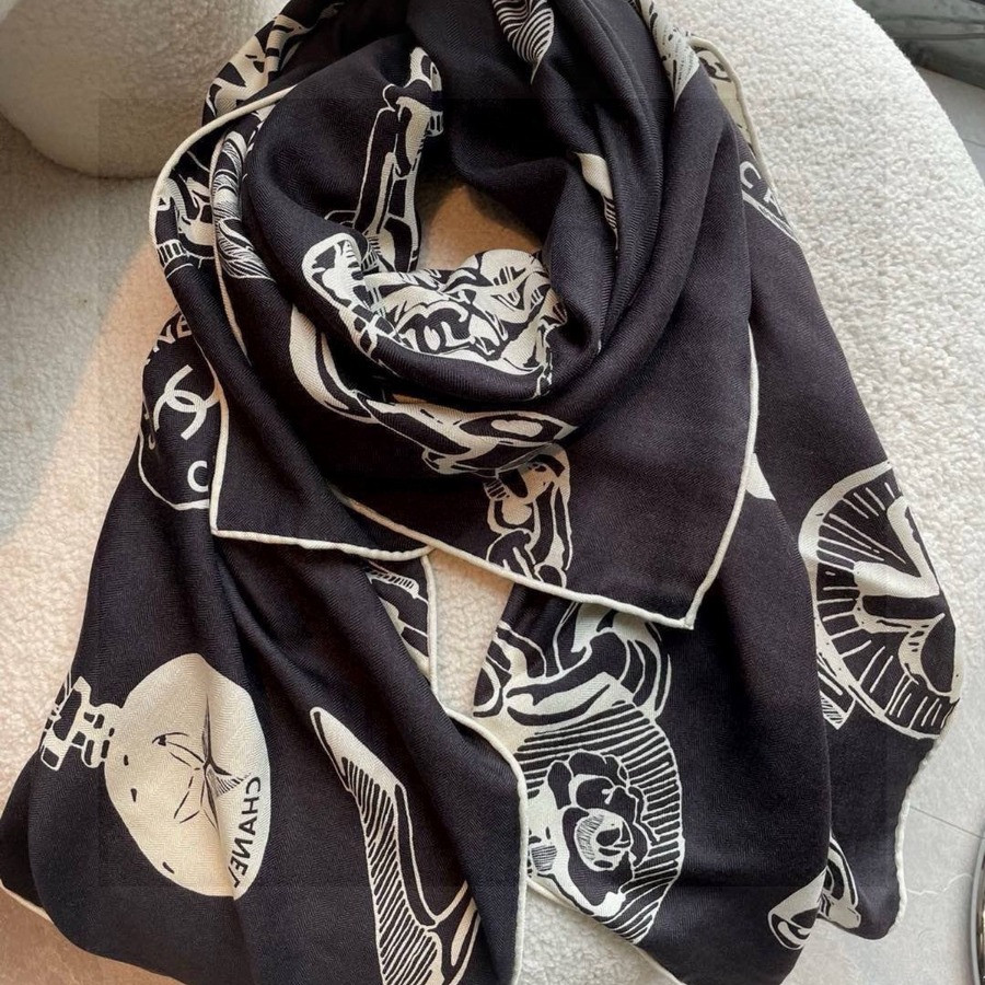 Double-Sided Jacquard cashmere & Silk Shawl scarf – CHASCA-282 | 135 × 135 cm