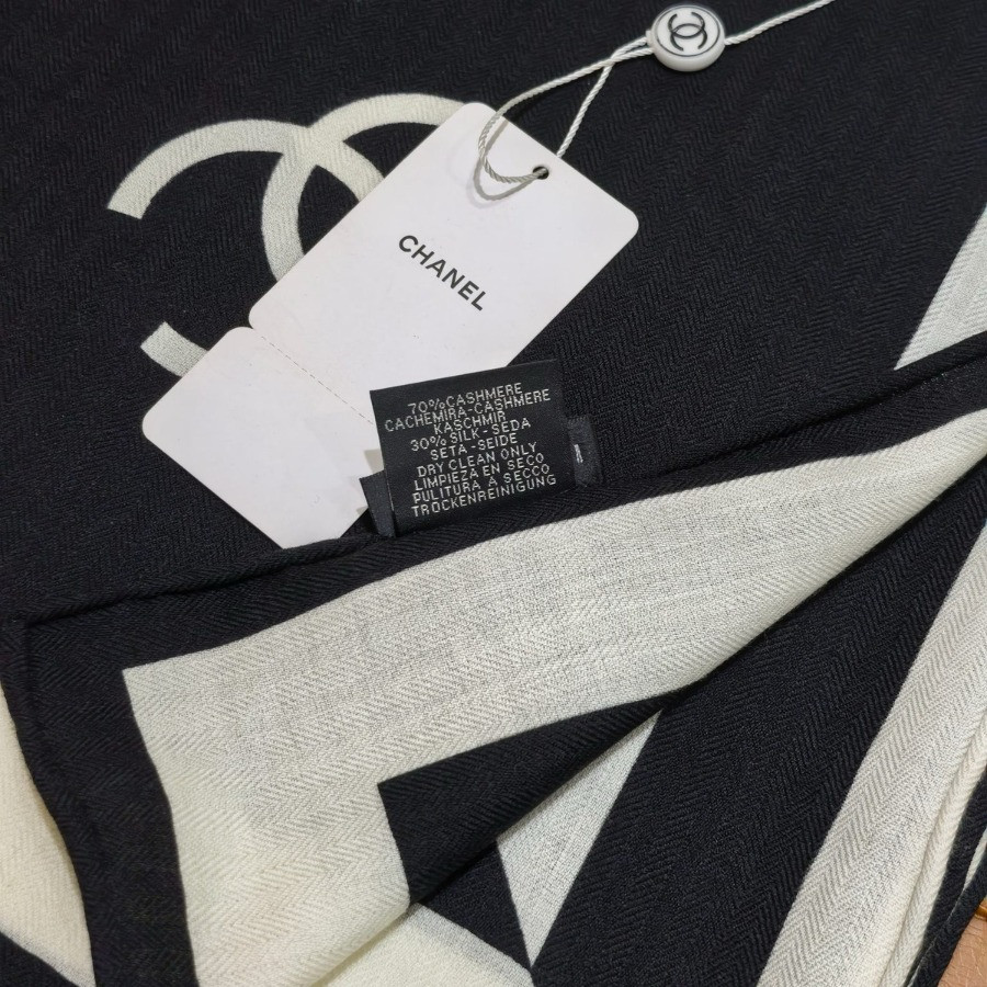 Double-Sided 100% real Silk  Shawl scarf – CHASCA-289 | 90 × 90 cm