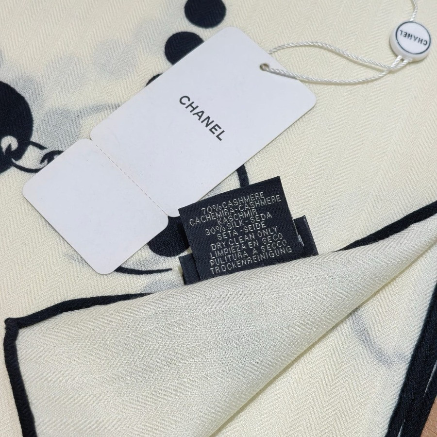 Double-Sided 100% real Silk  Shawl scarf – CHASCA-293 | 90 × 90 cm