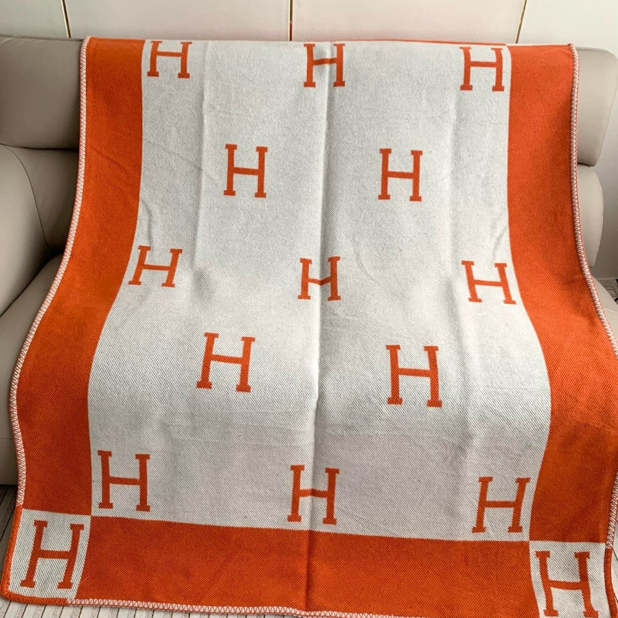Premium Cashmere Blend Blanket – HERMSCA-173 | Deep Orange & Ivory White | 170 × 135 cm
