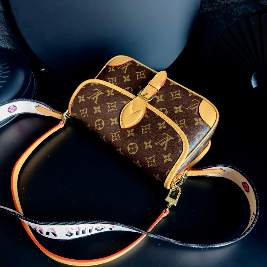 M45985 Baguette Shoulder Bag, Louis Vuitton LV