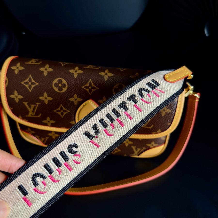 M45985 Baguette Shoulder Bag, Louis Vuitton LV