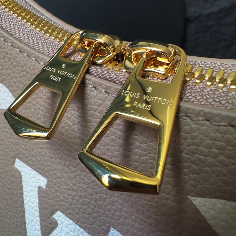 LV M13224  Boulogne PM Louis Vuitton Monogram Leather Hobo Bag 