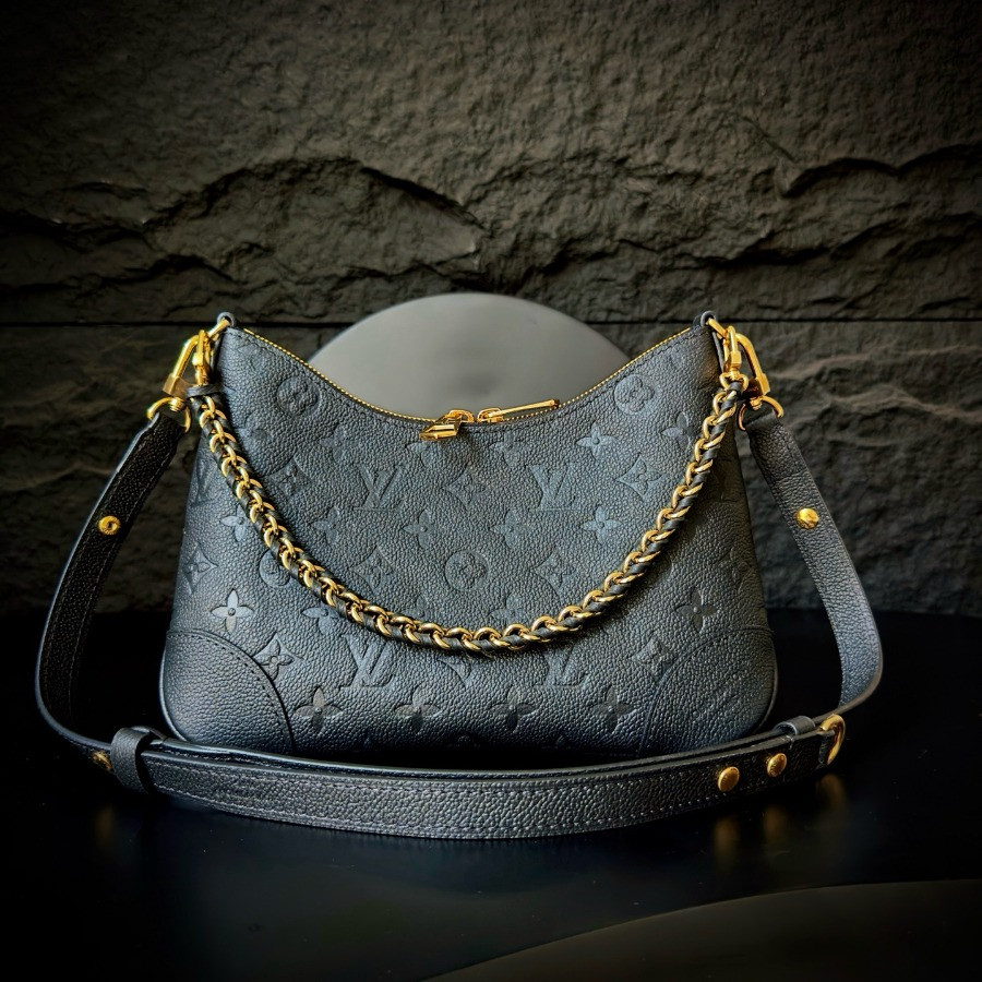 LV M12930  Boulogne PM Louis Vuitton Monogram Leather Hobo Bag 