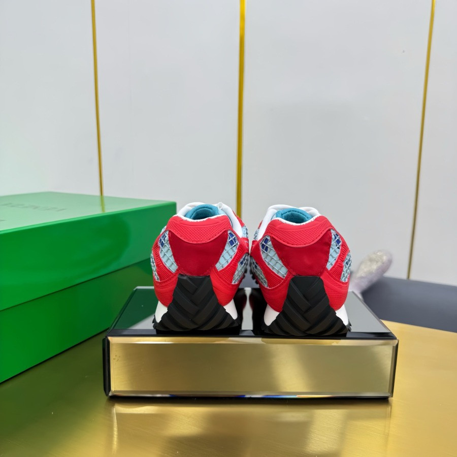 Bottega Veneta Orbit Sneaker Unisex style