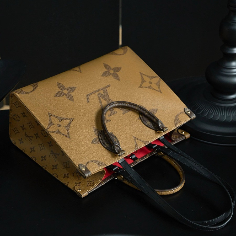 M45321 Louis Vuitton OnTheGo MM Monogram Giant and Monogram Reverse top handle shoulder bag