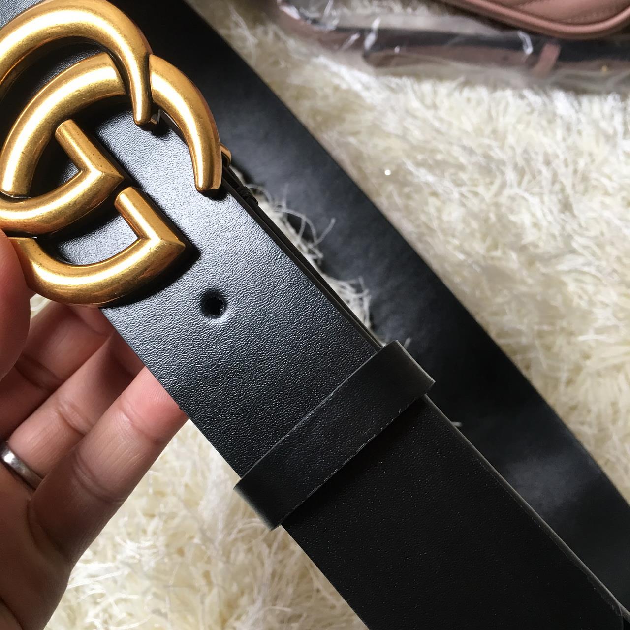 Gucci leather belt with Double G
