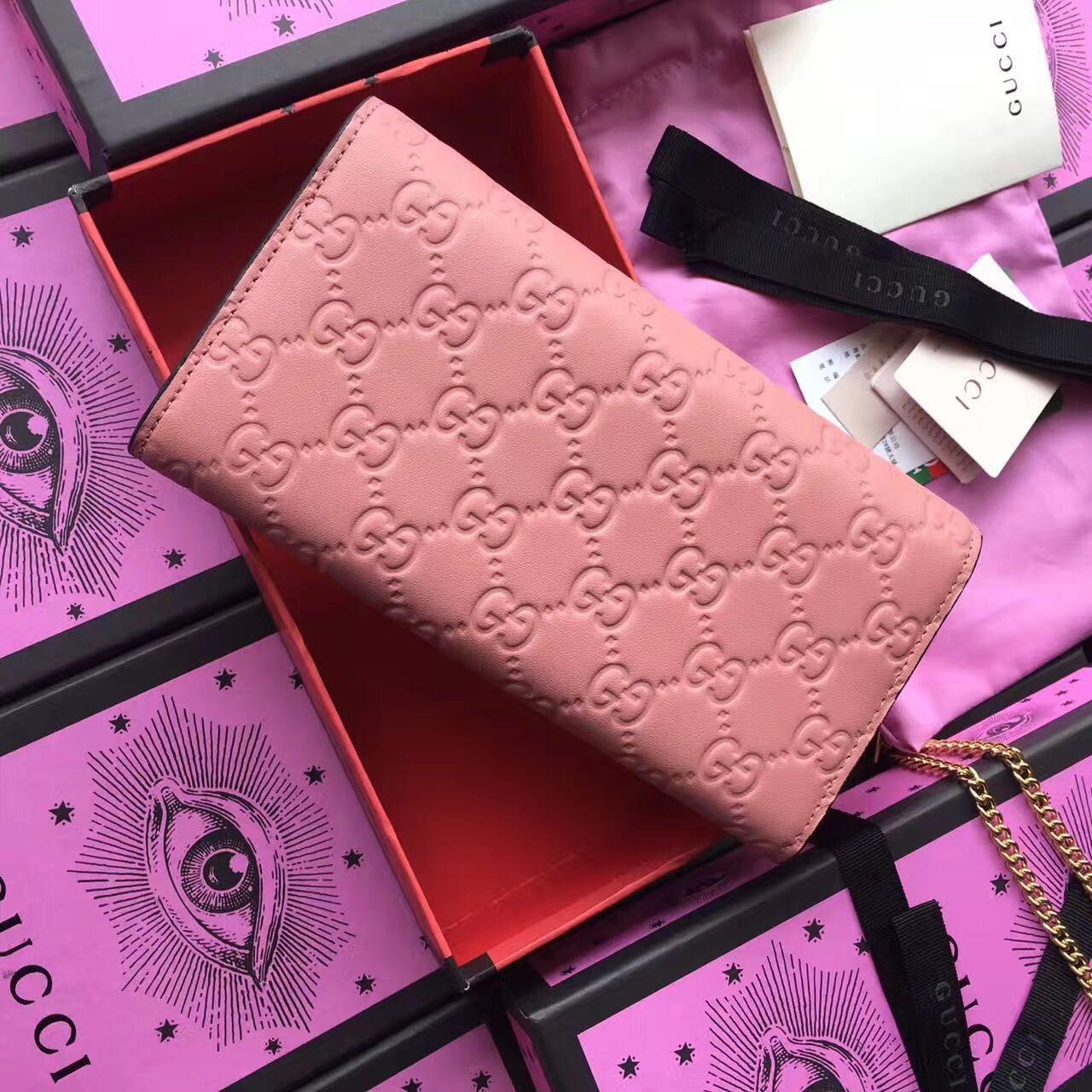 Gucci Padlock continental wallet, 453506, 7.5"W x 4"H x 1.5"D