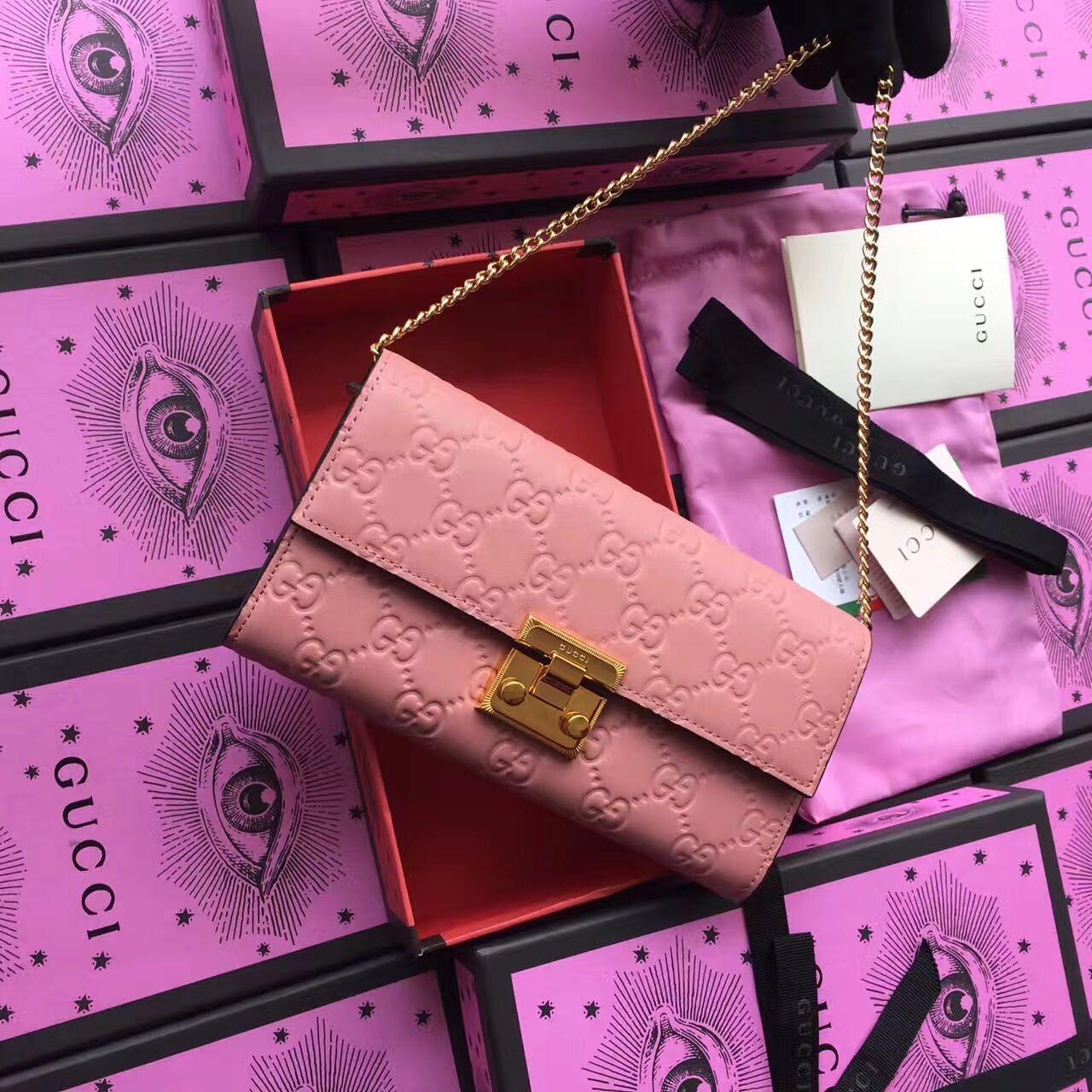 Gucci Padlock continental wallet, 453506, 7.5"W x 4"H x 1.5"D