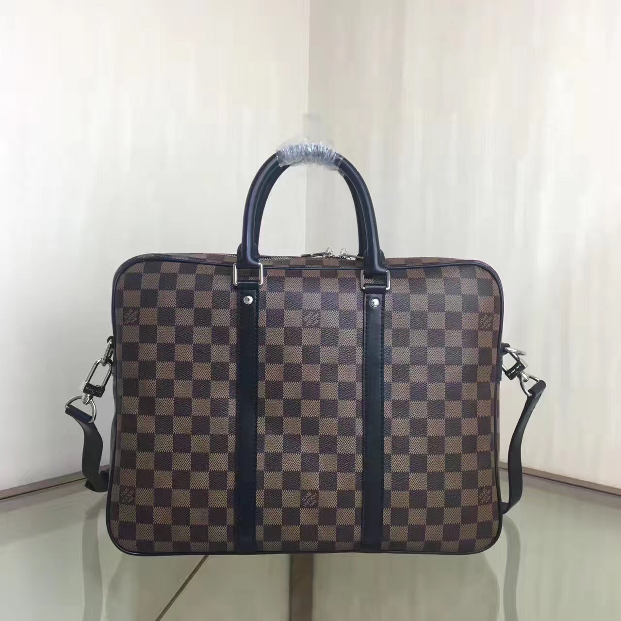 Louis Vuitton LV, PORTE-DOCUMENTS VOYAGE PM, N41466, Damier Ebene Canvas, 14.6 x 11.8 x 2.8 inches