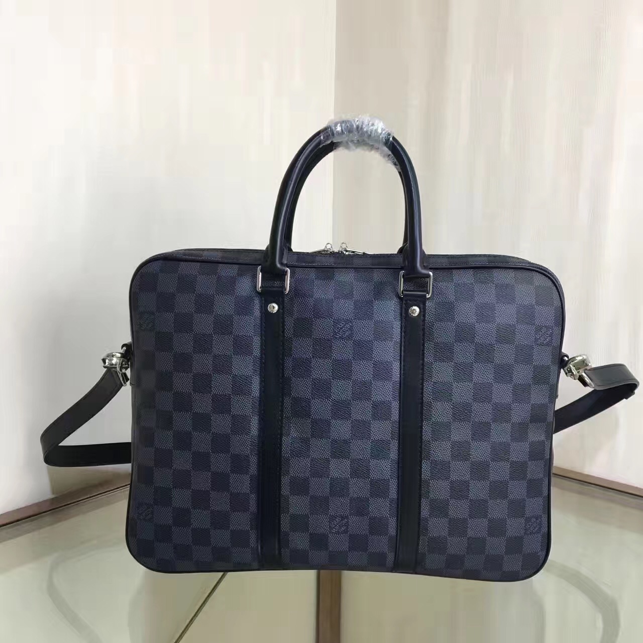 Louis Vuitton LV, PORTE-DOCUMENTS VOYAGE PM, N41478, Damier Graphite, 14.6 x 11.8 x 2.8 inches