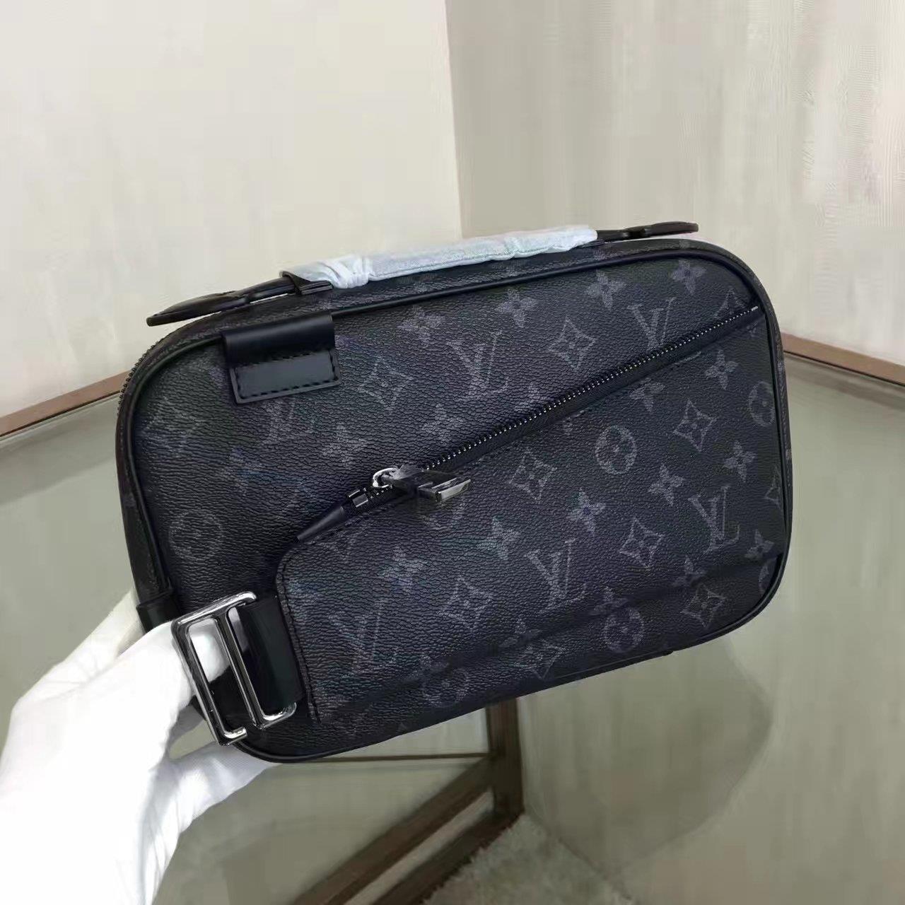 Louis Vuitton LV, M42906, BUMBAG, 11.0 x 7.1 x 2.0 inches 
