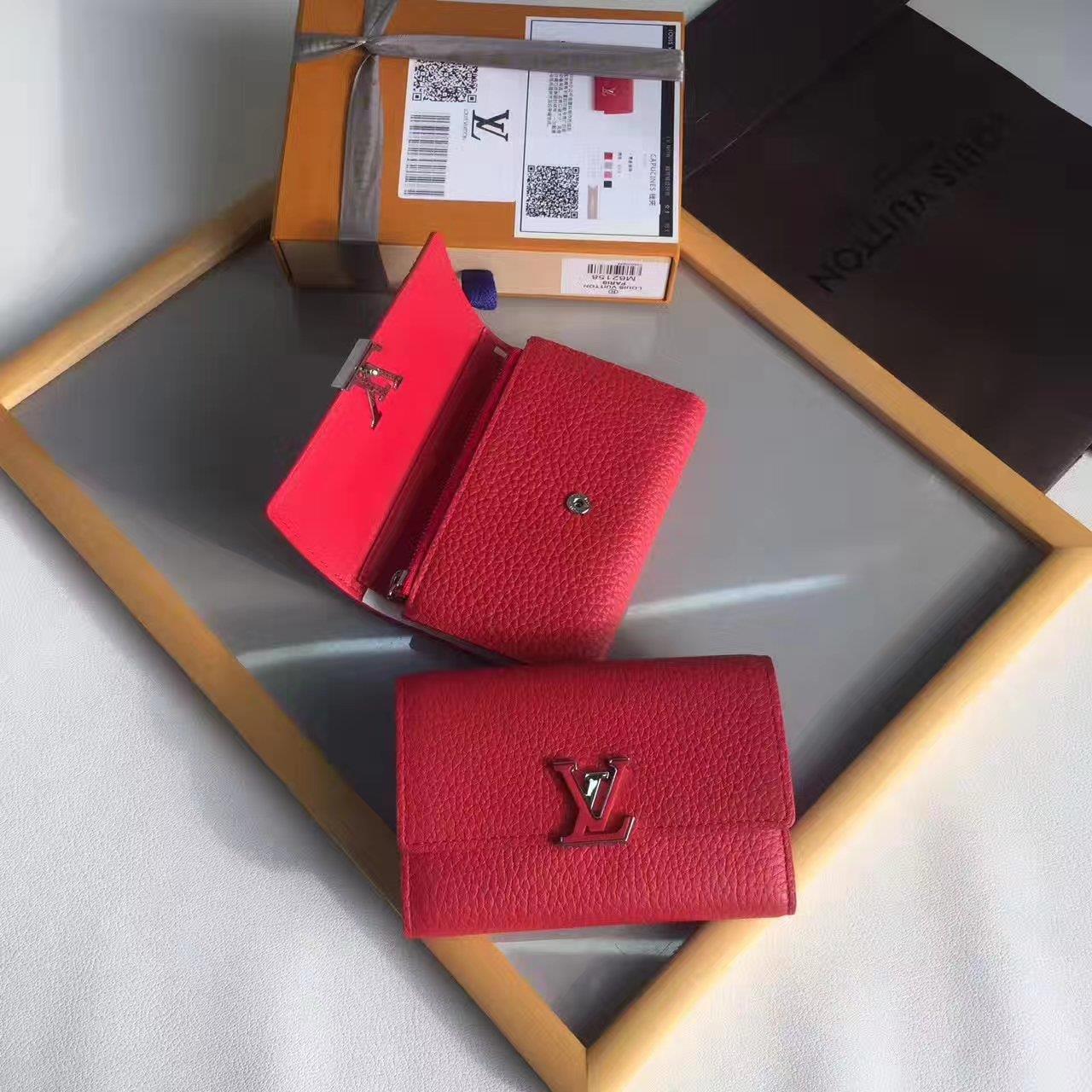 Louis Vuitton LV, M62158, CAPUCINE COMPACT WALLET, 5.3 x 3.7 x 0.6 inches