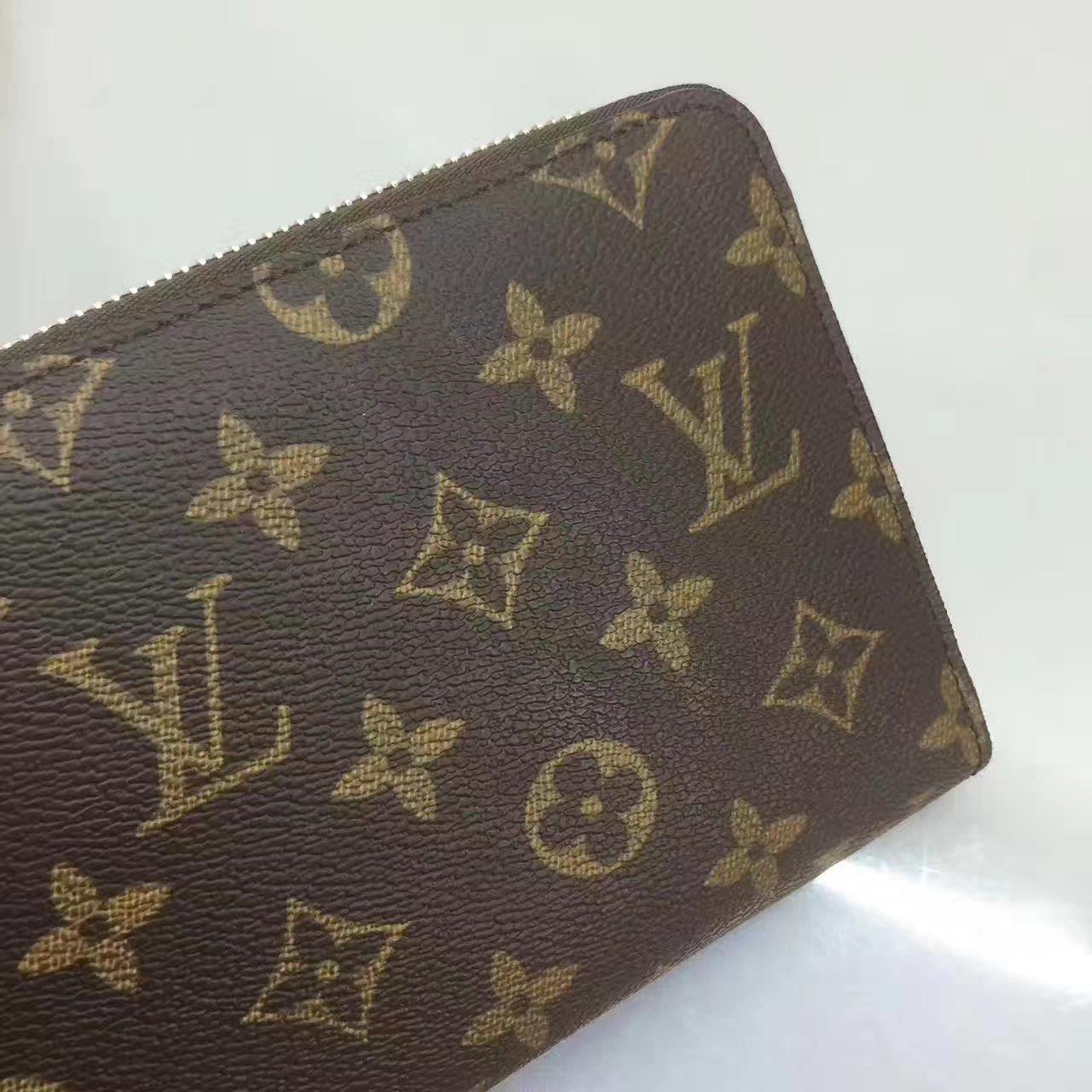 M62581 ZIPPY ORGANIZER Louis Vuitton LV