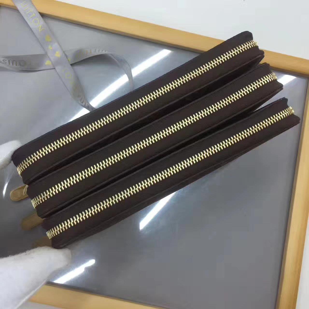 M62581 ZIPPY ORGANIZER Louis Vuitton LV
