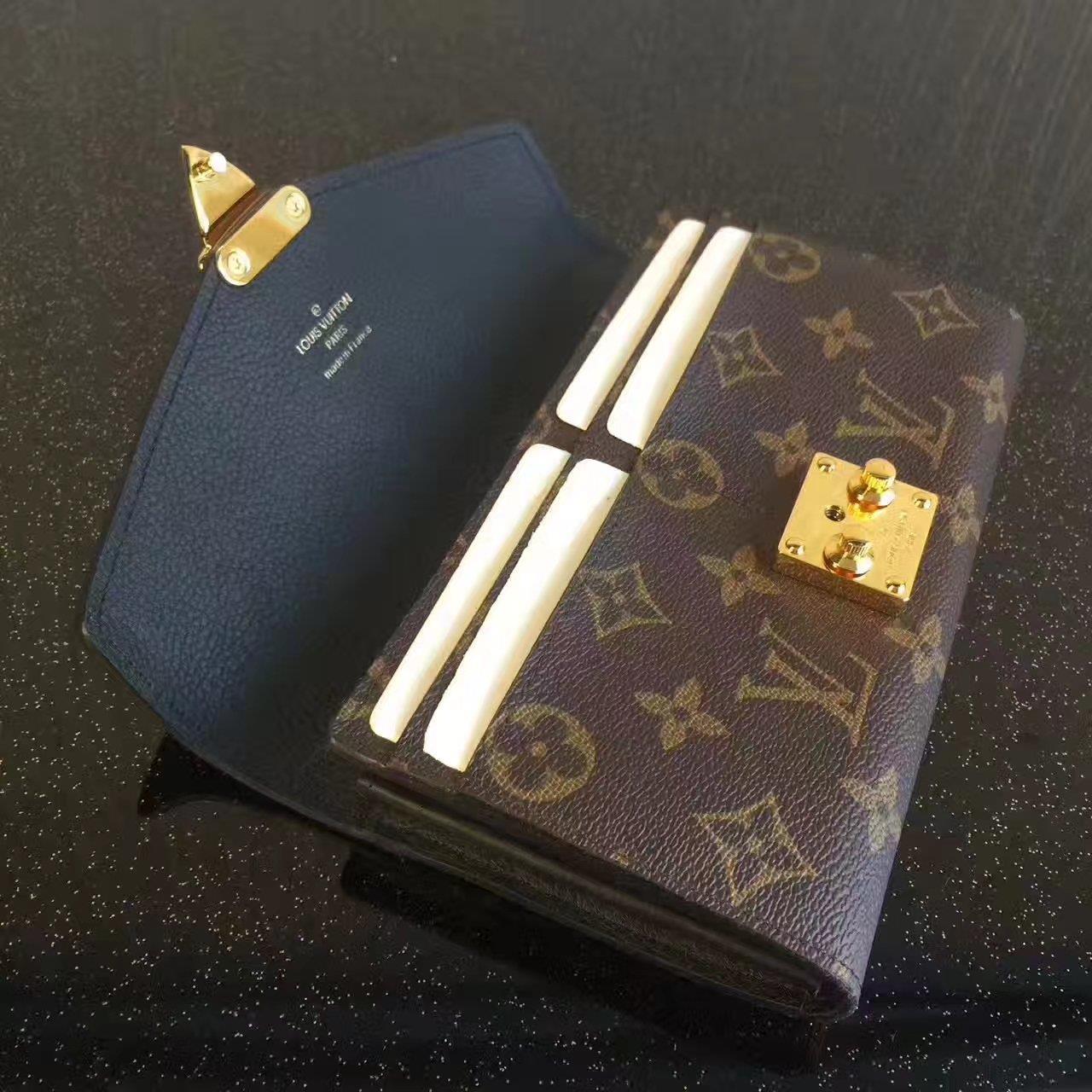 Louis Vuitton LV,  M58415, PALLAS WALLET
