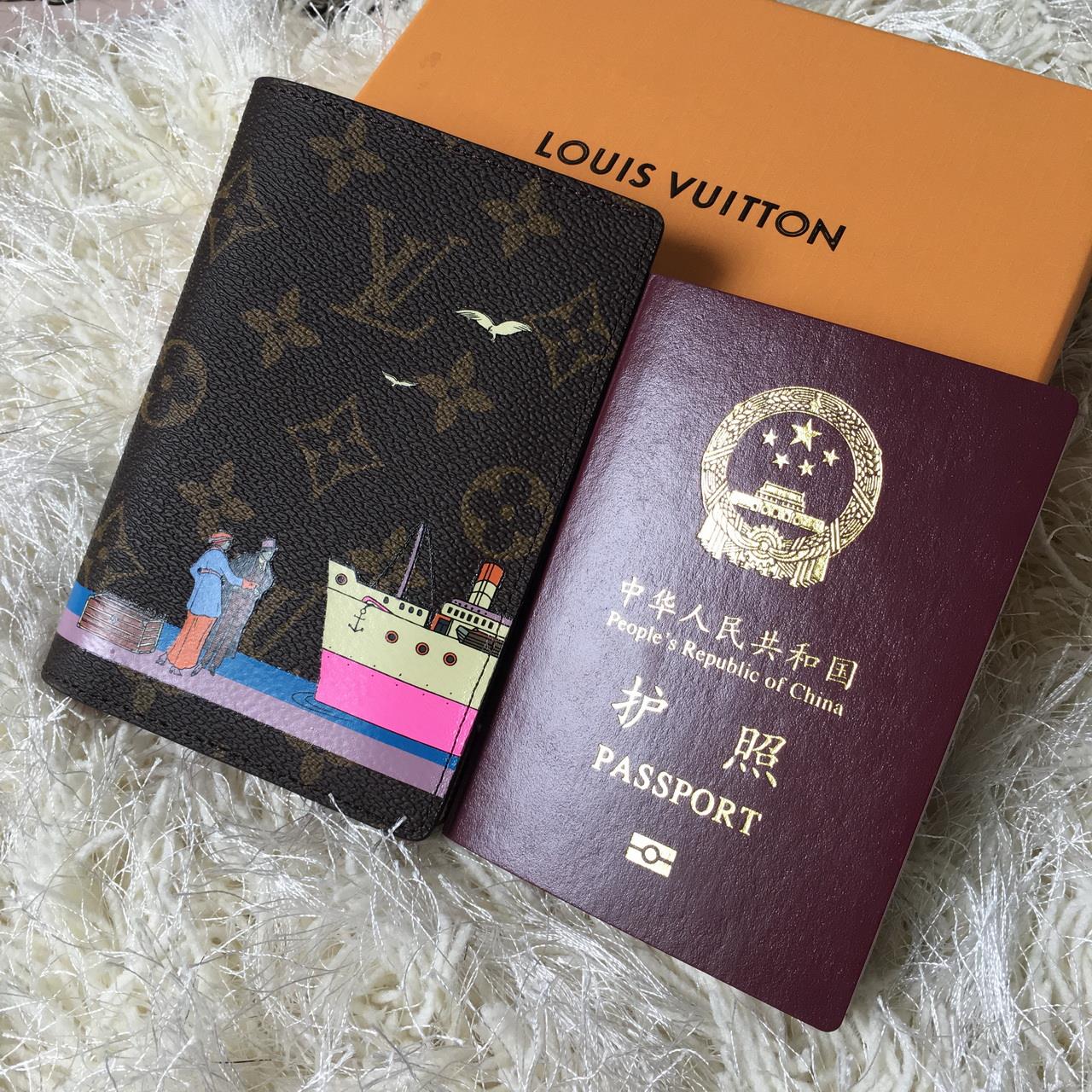 PASSPORT COVER, M62144, Louis Vuitton LV, 5.5 x 3.9 inches 
