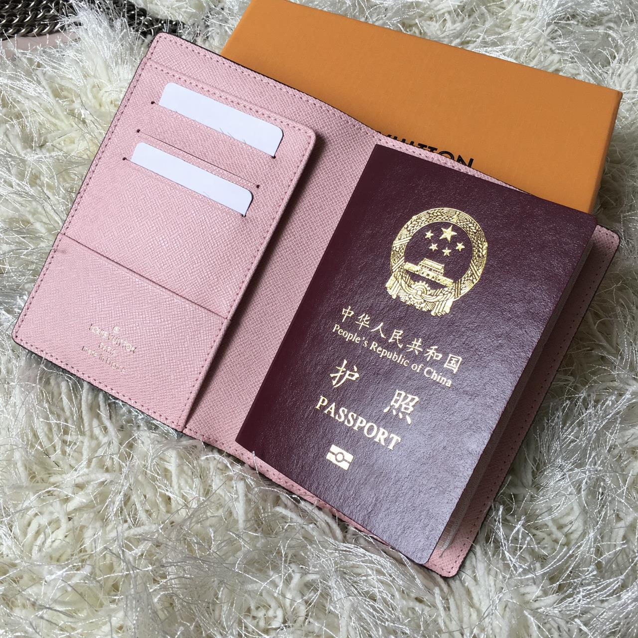 PASSPORT COVER, M62144, Louis Vuitton LV, 5.5 x 3.9 inches 
